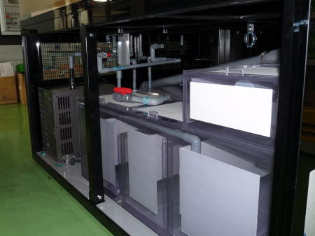 静岡県湖西市 Y 様 1800×900×600 アクリル水槽設備